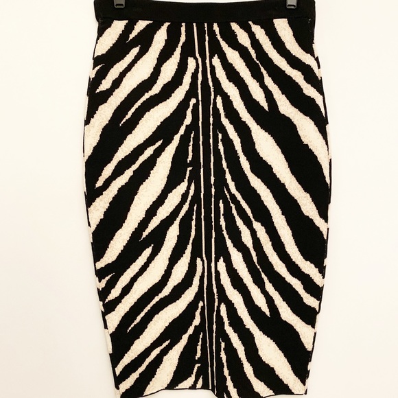 Ronny Kobo Caden Zebra Print Pencil Skirt in size Large NWT - Picture 5 of 10
